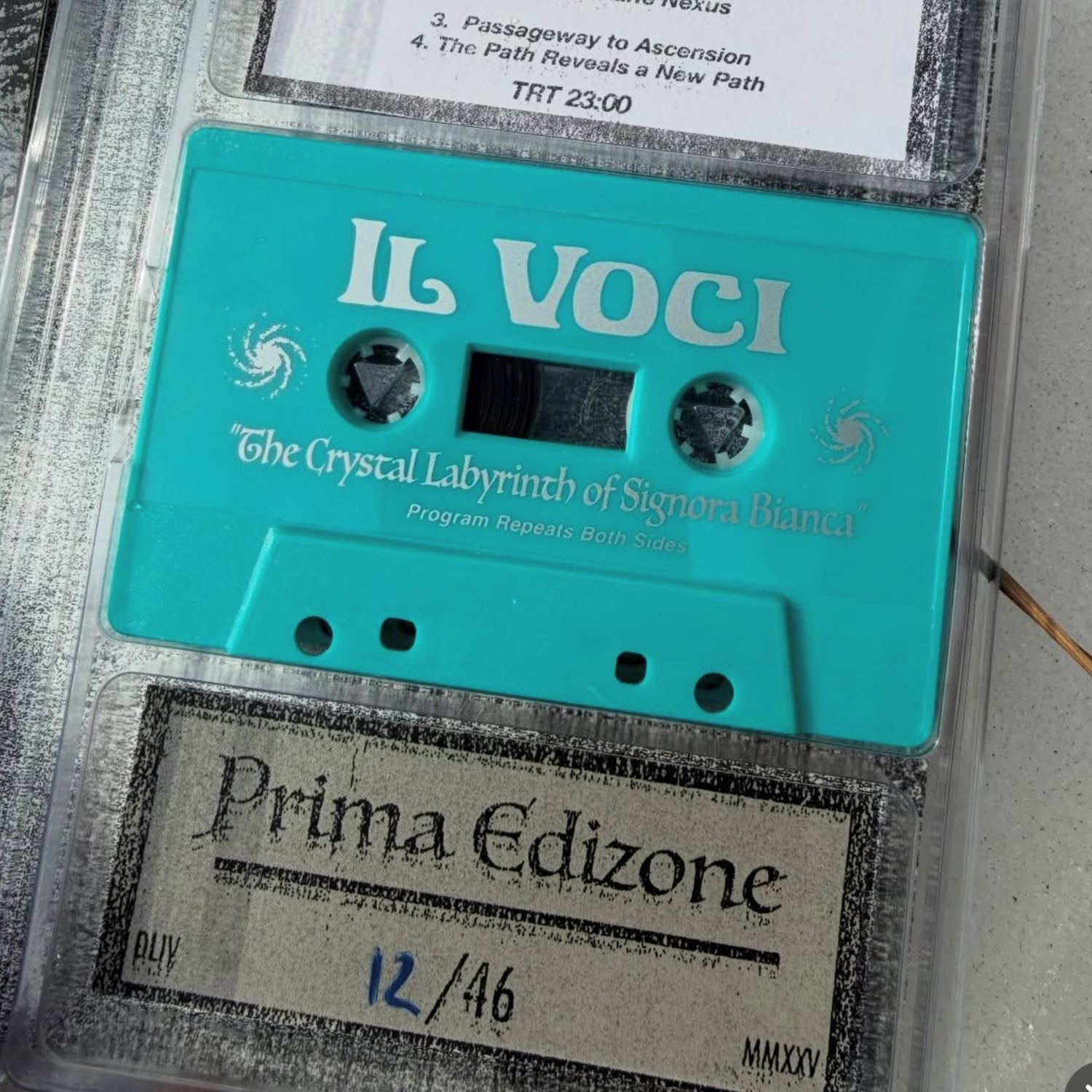 II Voci - The Crystal Labyrinth of Signora Bianca (Cs)