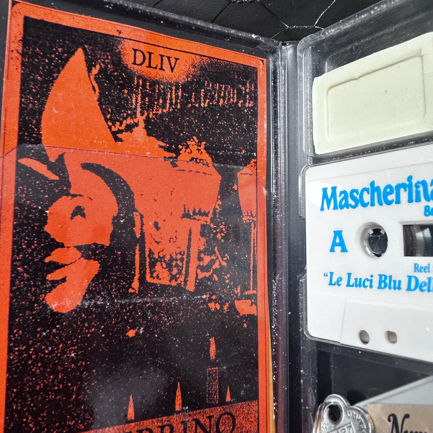 Mascherina Da Notte - Reel 007: Le Luci Blu Dell’hotel D’inverno (Universo Esteso Recordings) Cs